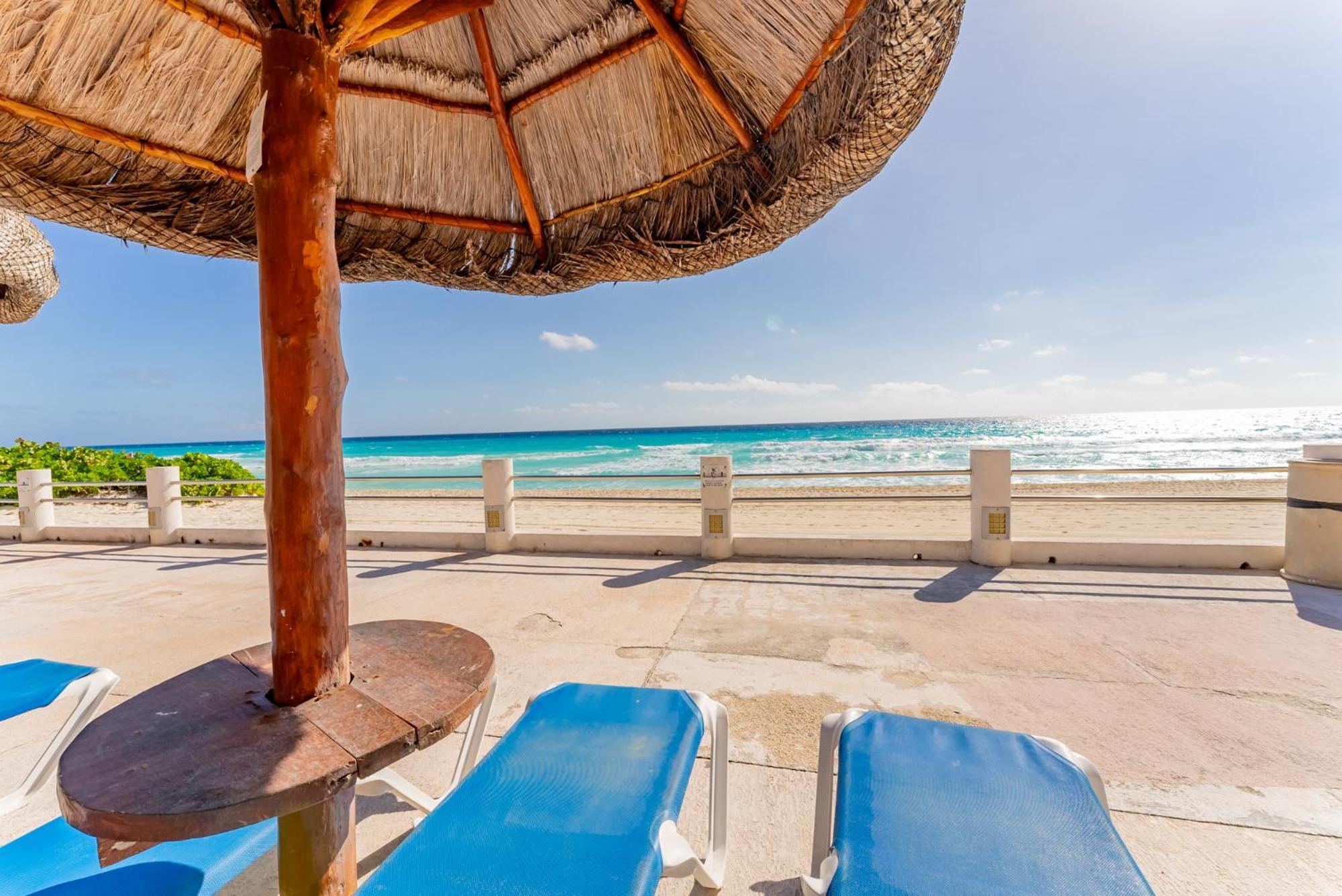 Beachfront 4br Zone Cancun
